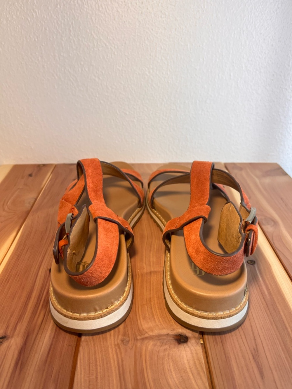 Söfft Women’s Rust Orange Suede Strappy Sandals - Picture 2 of 7